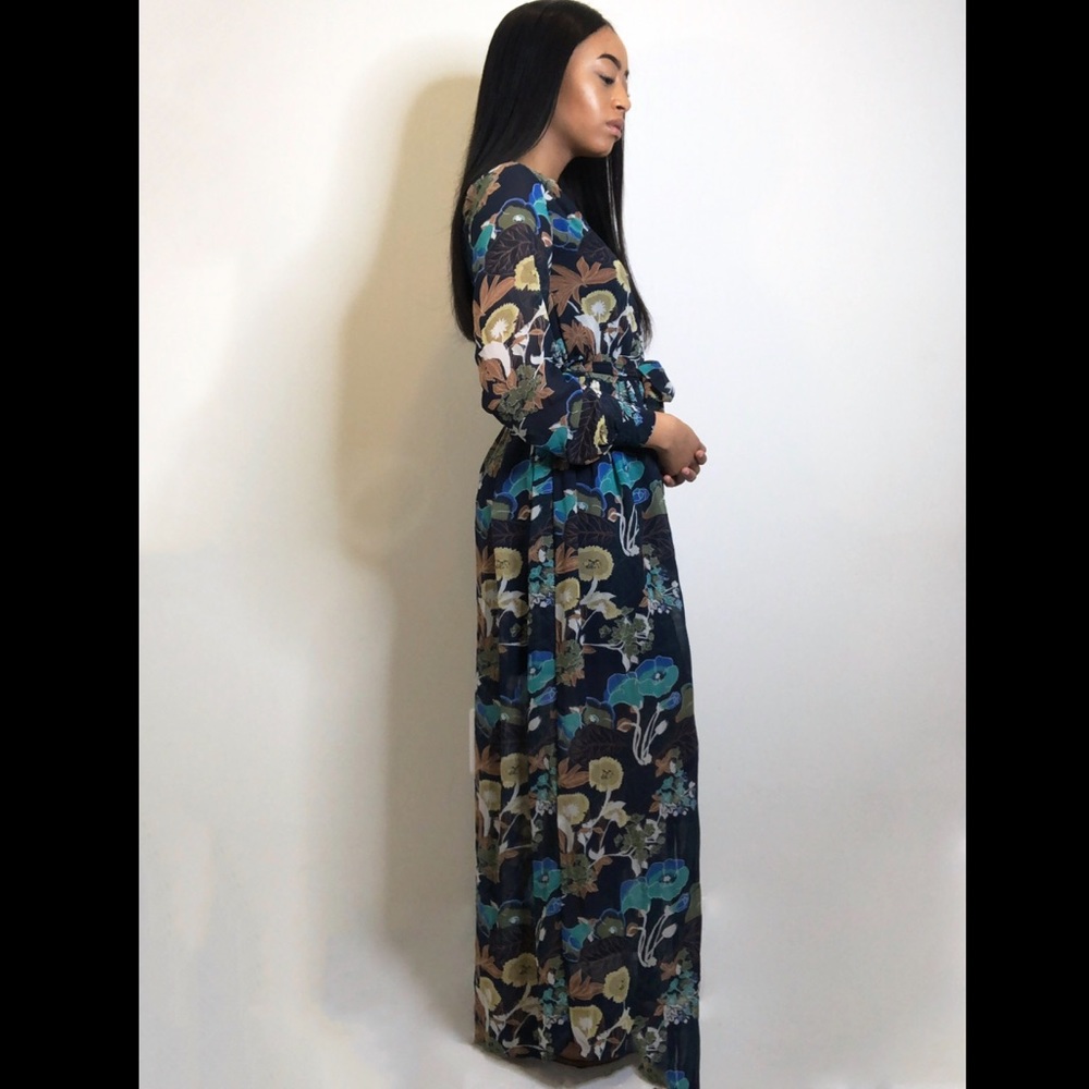 Printed Maxi Dress - Picture 2 of 3